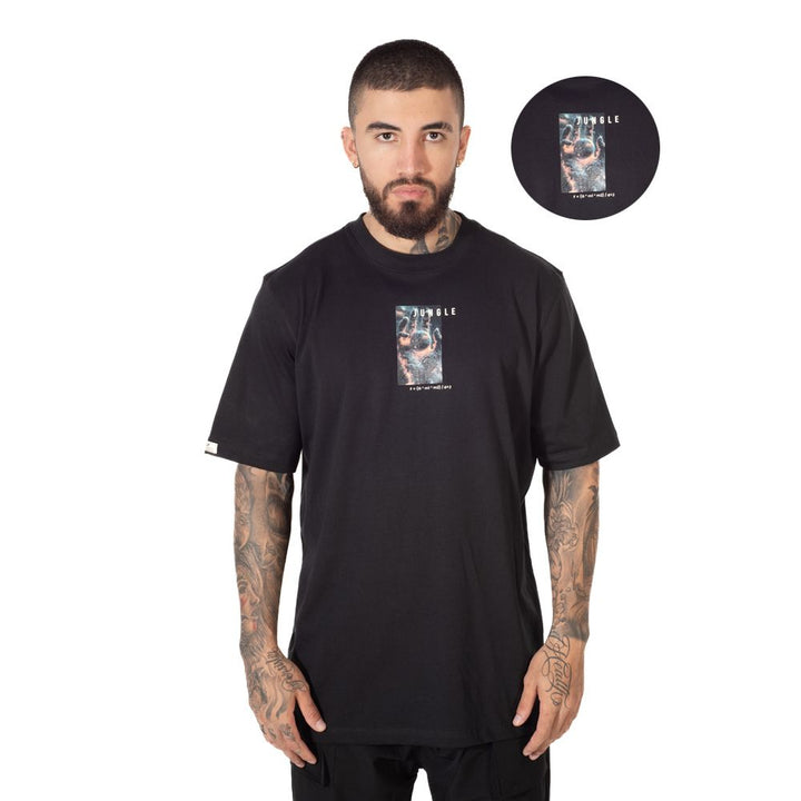 Camiseta Oversize Estampada Mano Fuego Color negro