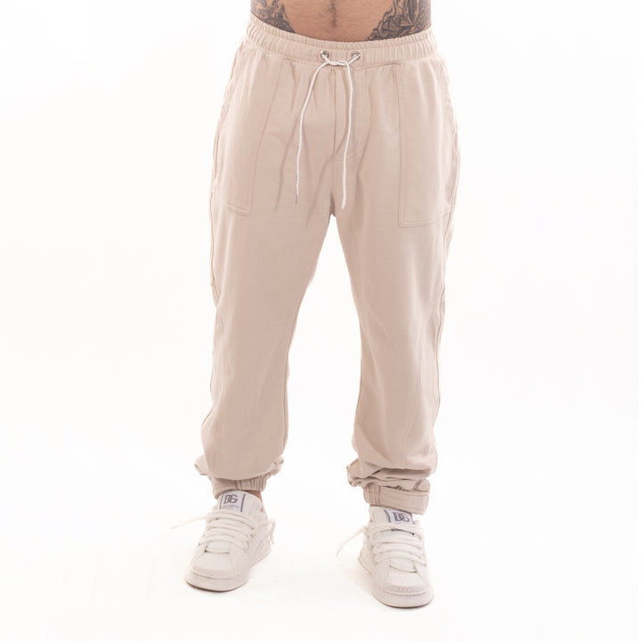 Pantalón Jogger color Beige
